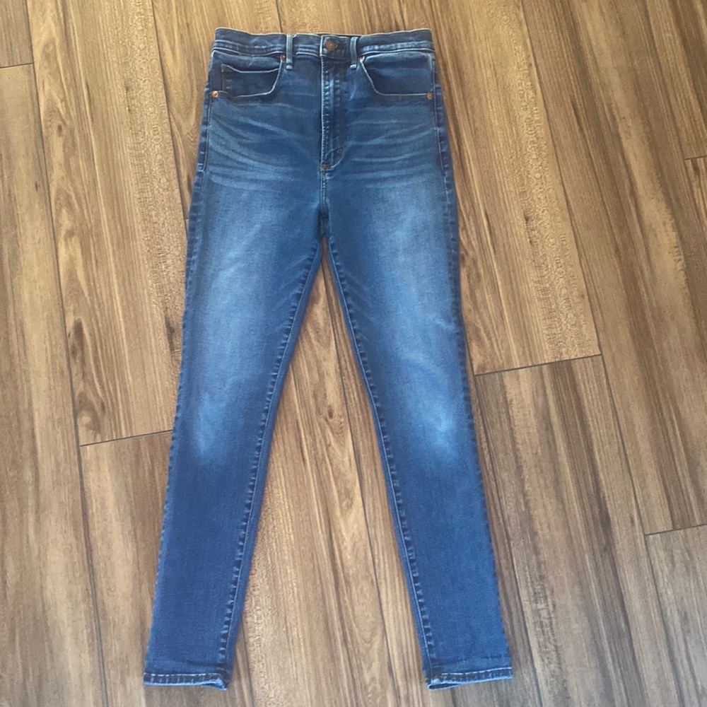 Abercrombie skinny ultra high rise jeans, size 6